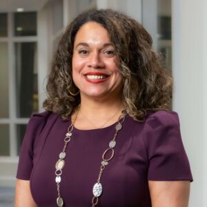 Jennifer Robinson Headshot